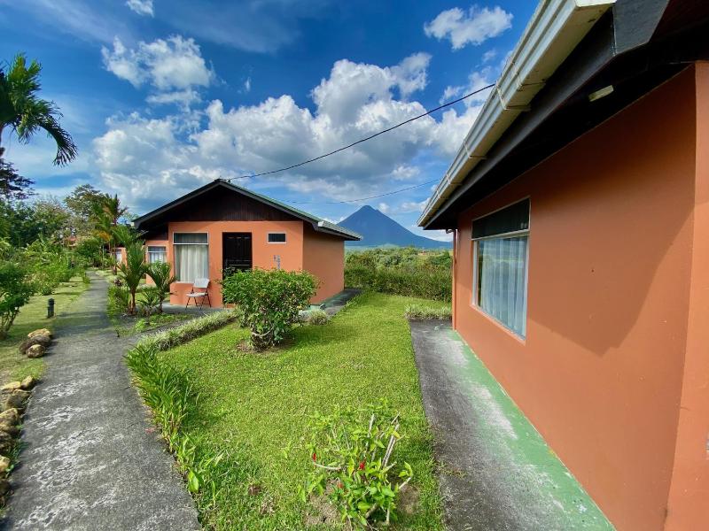 Chateau Arenal Hotel & Restaurante - image 4