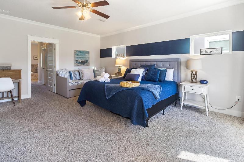 Arborgate Gate Away At 7971 Double Gate Dr By Pkrm - image 3