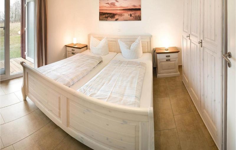 Beautiful Apartment In Rechlin With Sauna - image 2