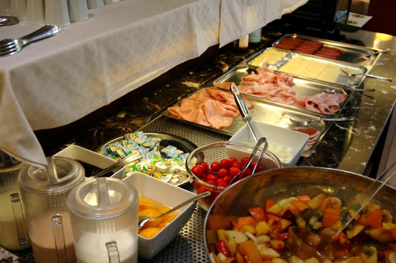 Hotel Capri Bardolino 3S - image 36