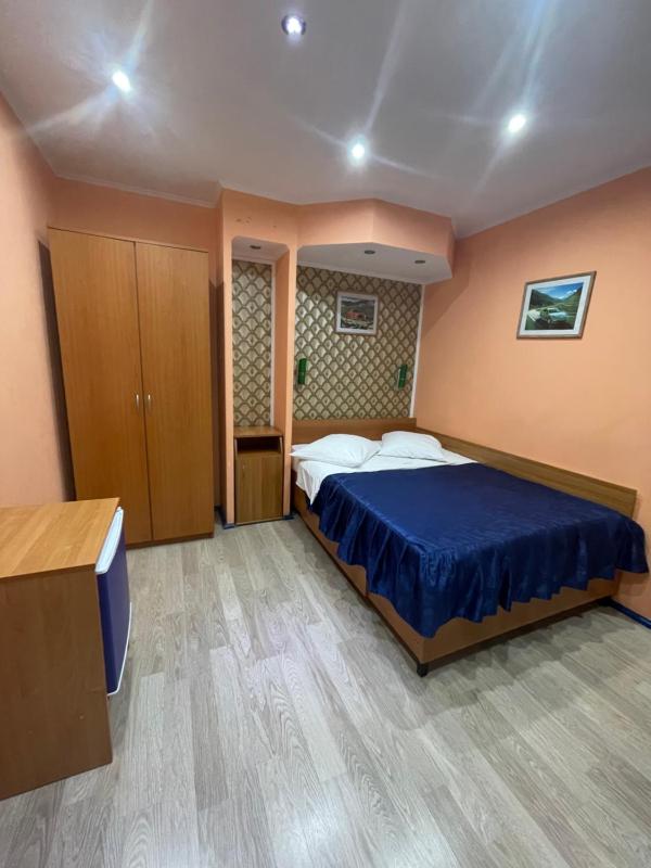 Single Room image 1