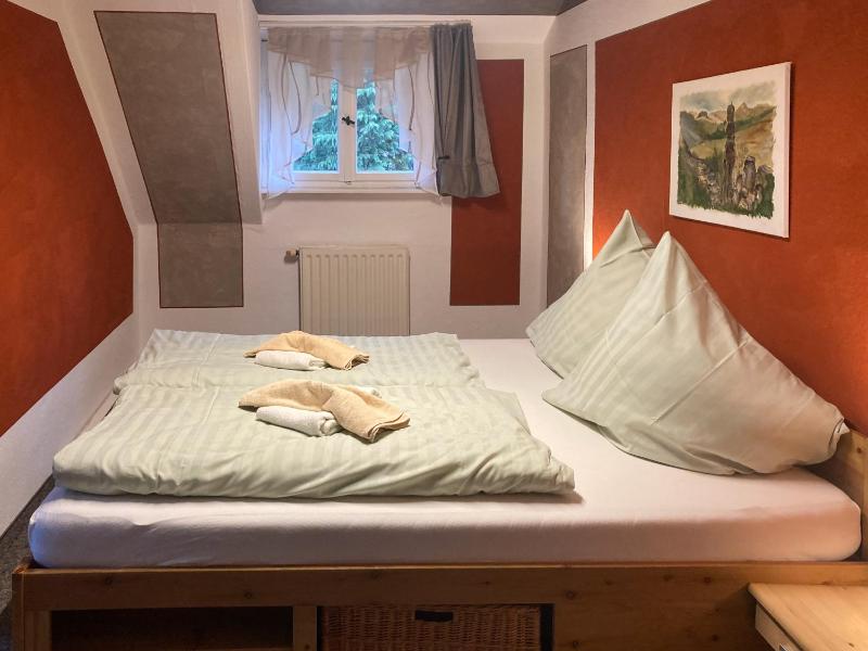 Double Room with Private Bathroom image 3