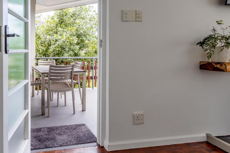Millrock Beach House - image 6