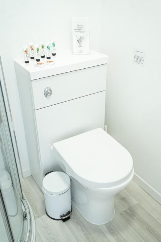 Small Double Room image 2
