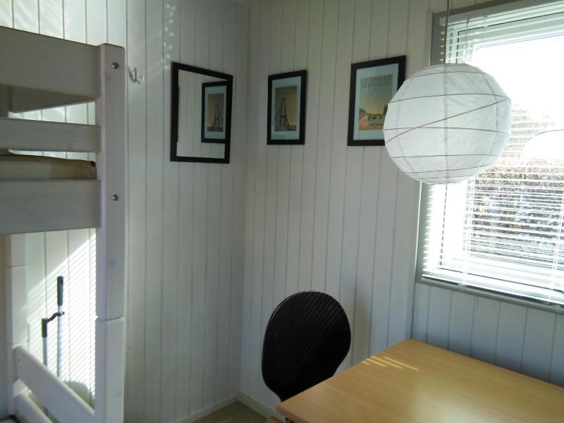 Cottage with Shared Bathroom image 4