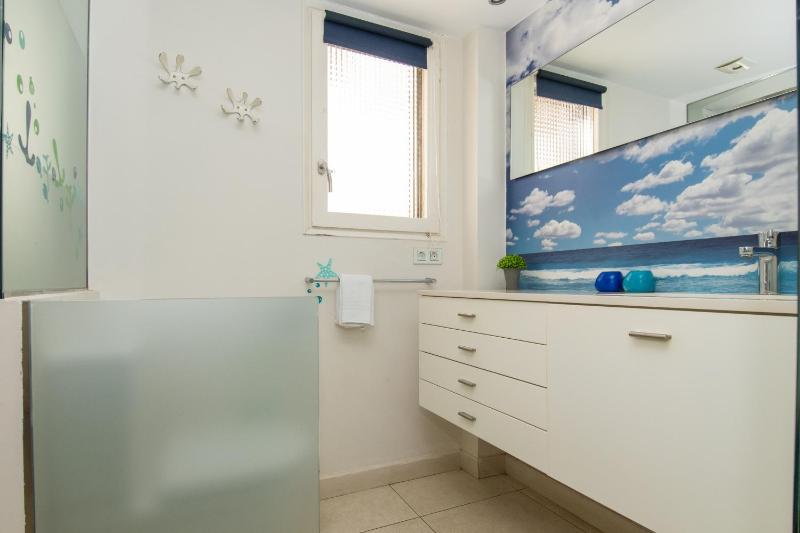 Rentalmar Port Cristal - image 11