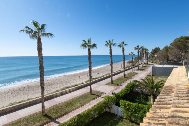 Rentalmar Port Cristal - image 13