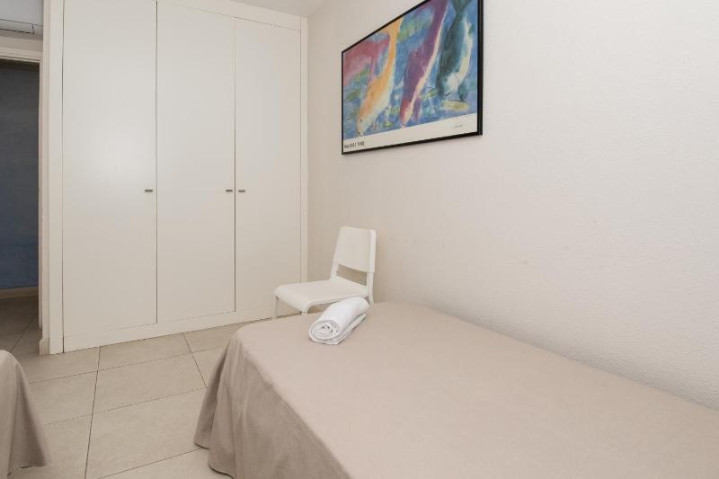 Rentalmar Port Cristal - image 17