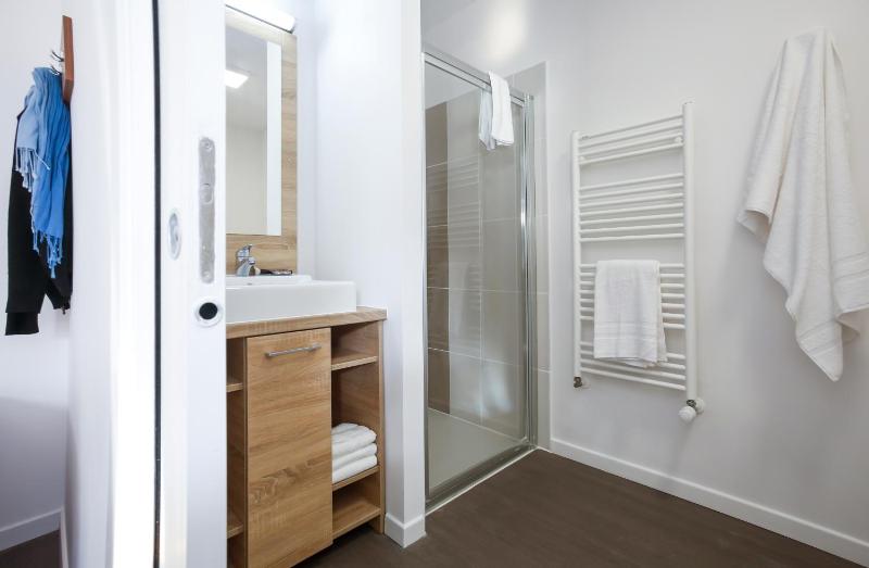 Standard Single Room image 2