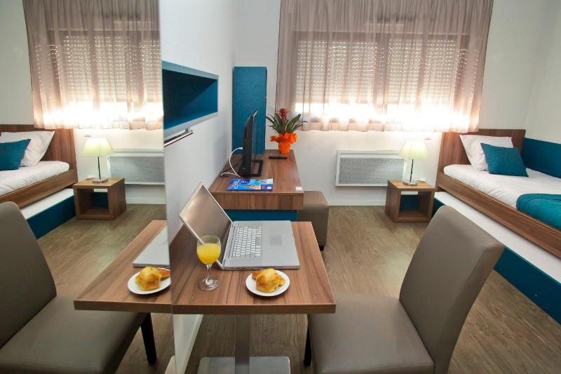 Economy Single Room image 2