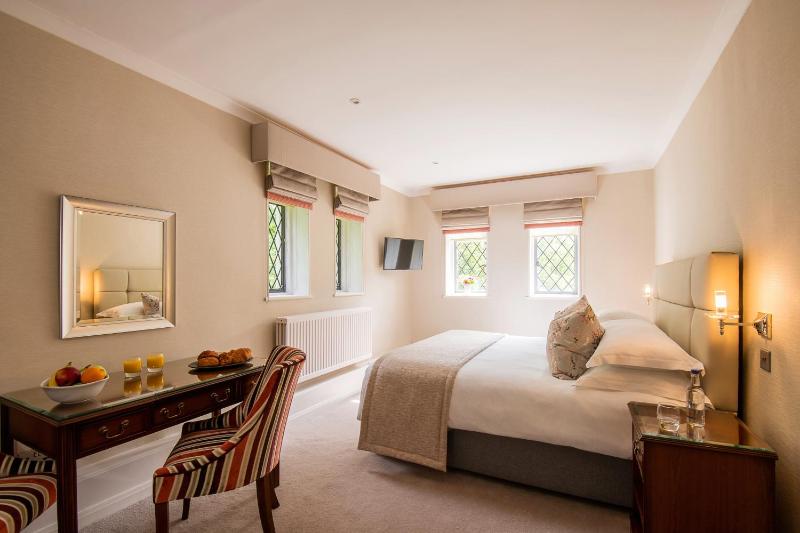Classic Double Room image 1