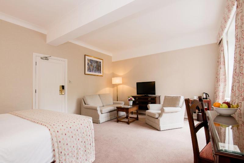 Superior Classic Double Room image 3