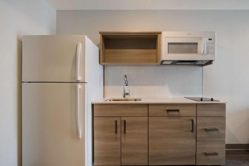 QUEEN SUITE image 3