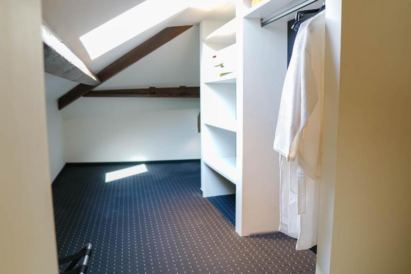 Suite image 2