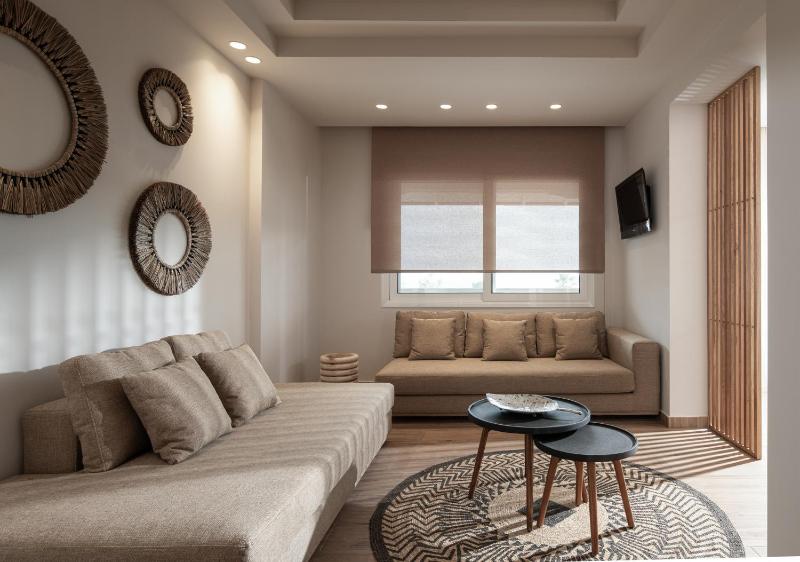One-Bedroom Suite image 1
