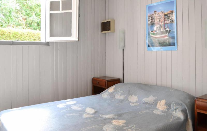 2 Bedroom Amazing Apartment In Capbreton - image 23