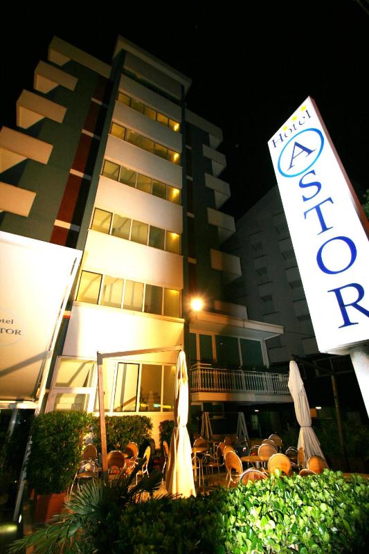 Hotel Astor - image 37