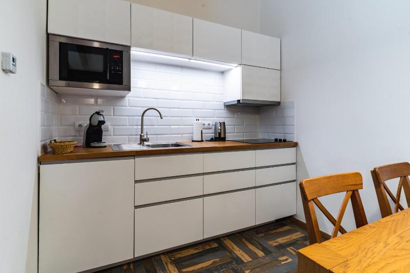 One-Bedroom Apartment - Annex image 3
