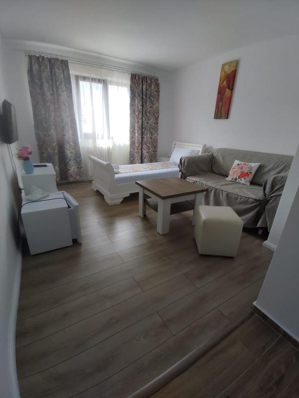 Single Room image 1