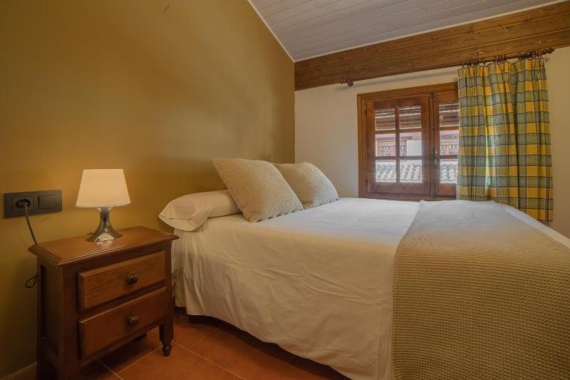 Two-Bedroom House (4 Adults) image 3