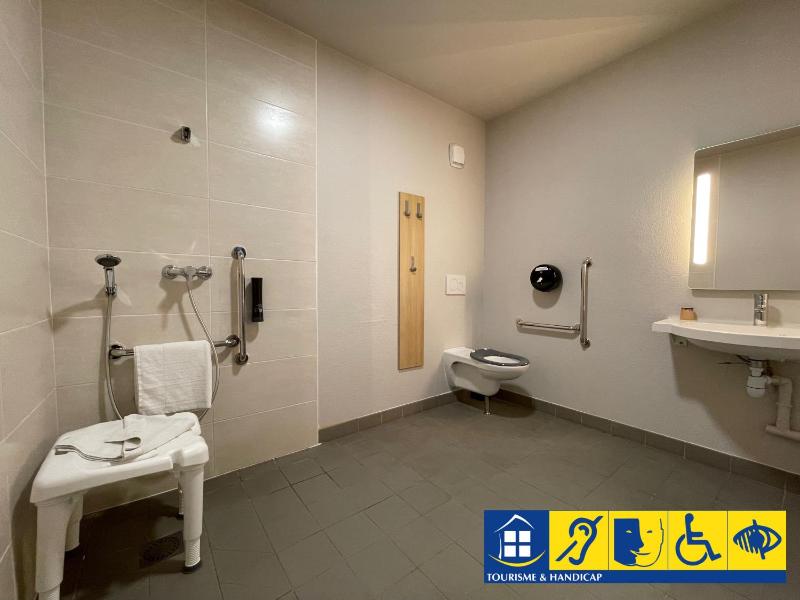 Double Room - Disability Access image 2