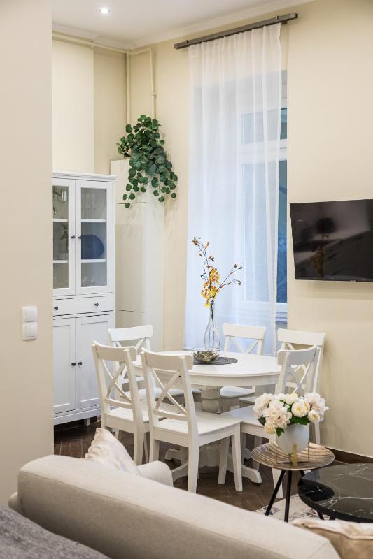Deluxe Apartment image 3