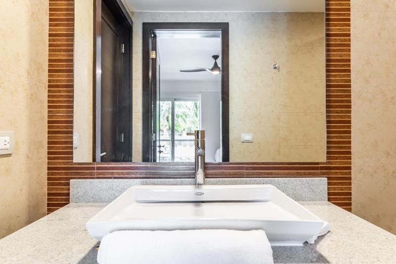 402N Casa Lucerna apts - image 12
