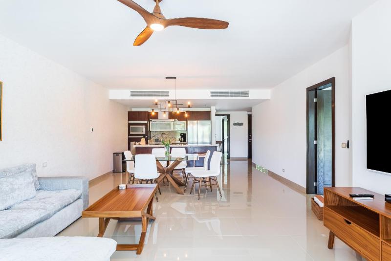 402N Casa Lucerna apts - image 44