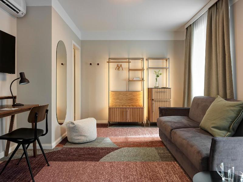 Junior Suite image 1