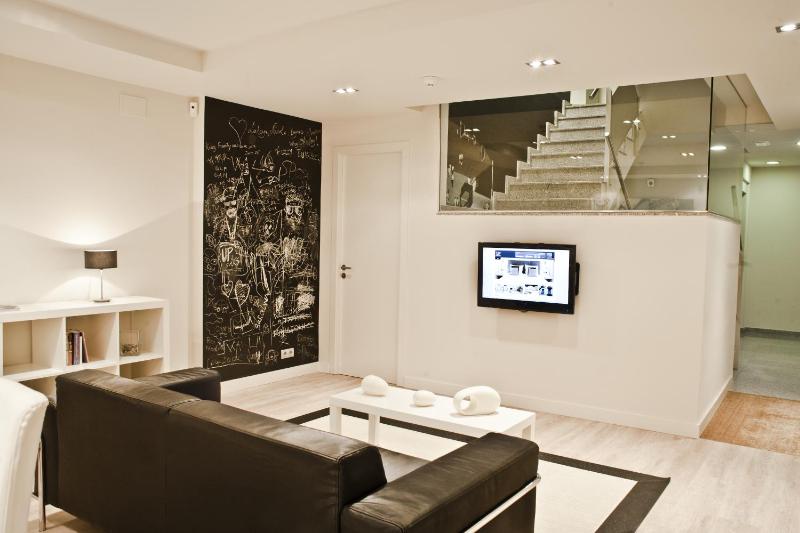 One-Bedroom Apartment (2 Adults) image 1