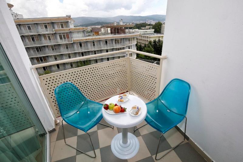 Grand Hotel Nirvana - All Inclusive & Free Beach Access - image 42
