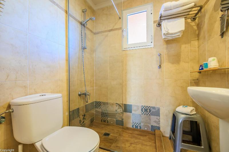Single Room with Terrace image 4