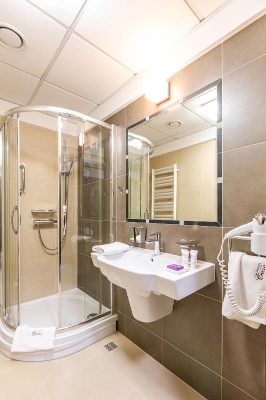 Hotel Crocus - image 14