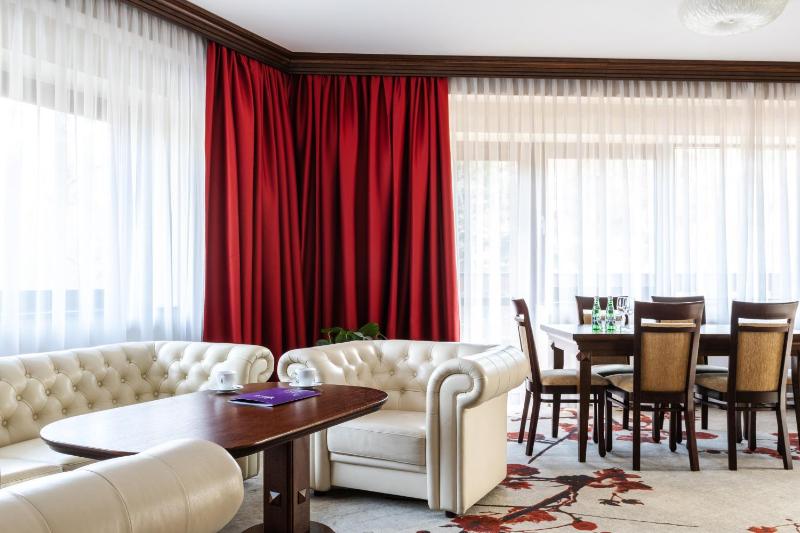 Hotel Crocus - image 17