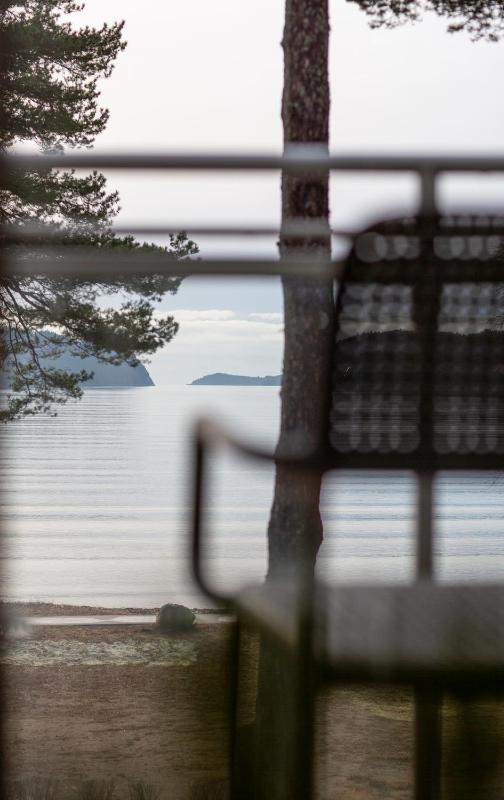 Double Room with Balcony and Sea View image 3