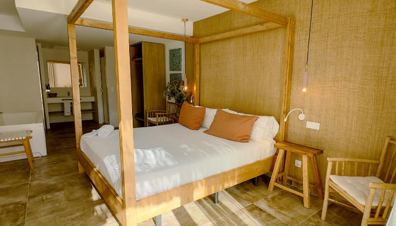 Double Room image 4