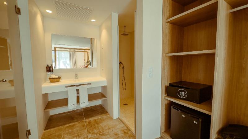 Double Room image 2
