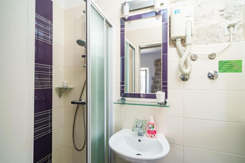 Double Room image 1