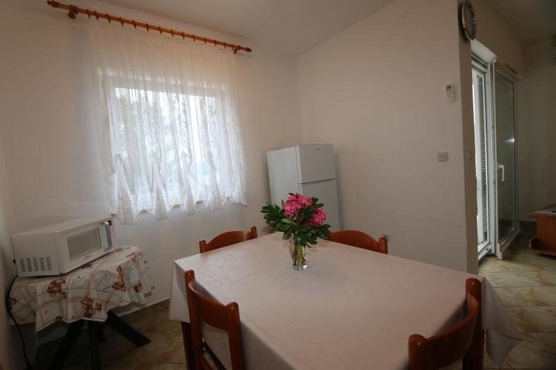 Apartments Znidarec - image 12