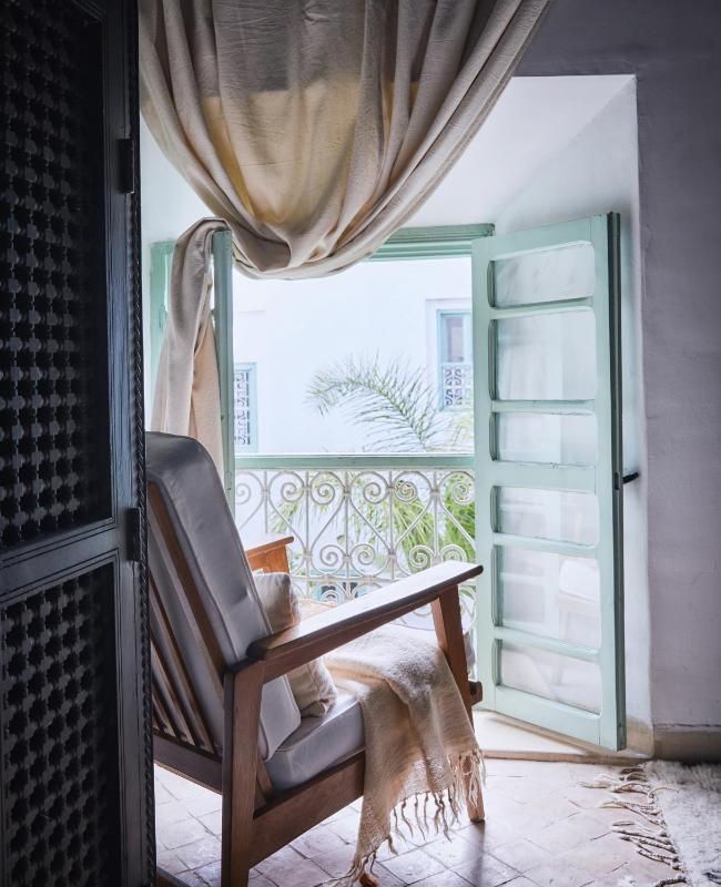 Riad Kitula - image 14
