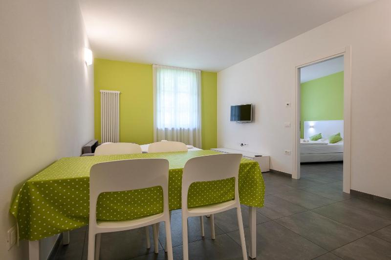 One-Bedroom Apartment image 1