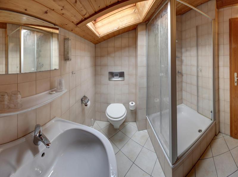 Budget Double Room image 2
