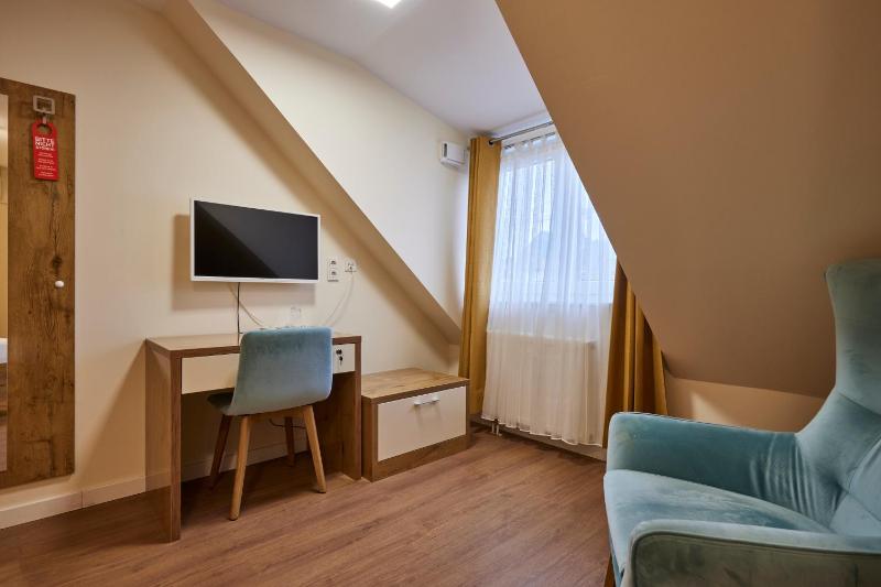 Hotel Isha - image 6