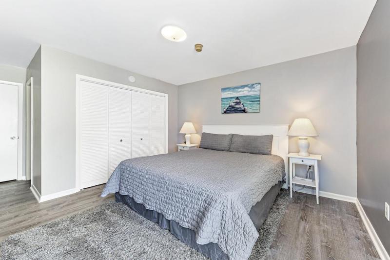 Edgewater West Unit 85 - image 42
