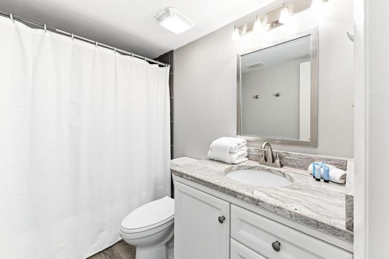 Edgewater West Unit 85 - image 41