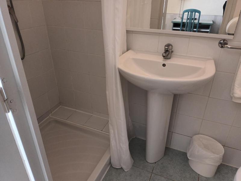 Comfort Triple Room image 2