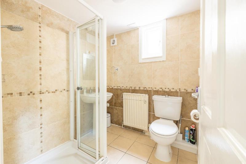 Seaspray Guest House - image 14
