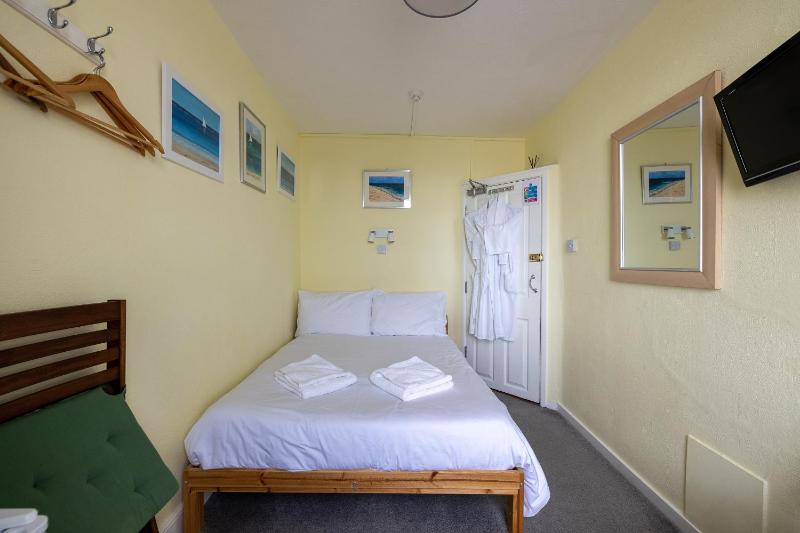 Seaspray Guest House - image 25
