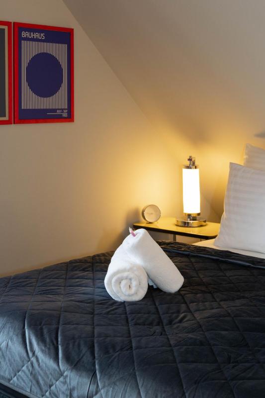 Apartment image 3