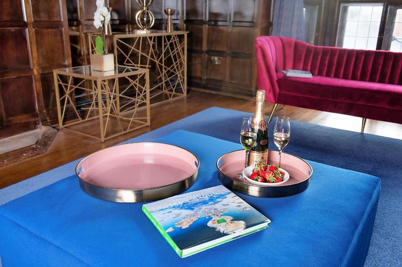 Finest Retreats - Castle House Nottingham - Luxurious Hot Tub Stay - image 32